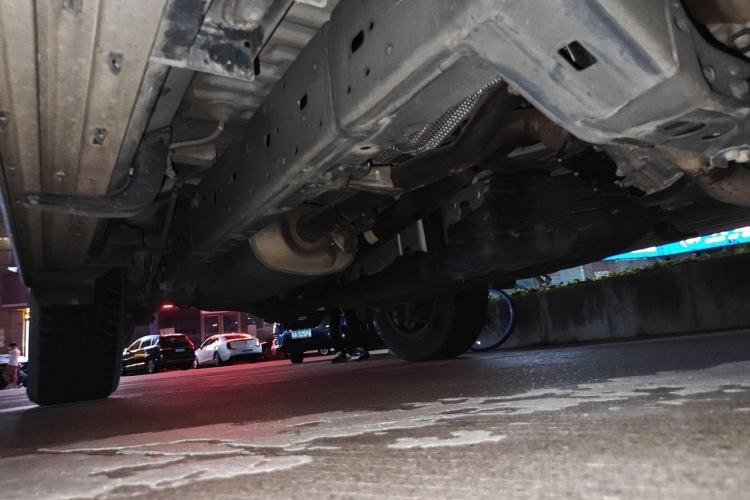 Used Toyota Prado 2018 3.5L Automatic TX-L with Rear-Mounted Spare Tire Chassis Front Right