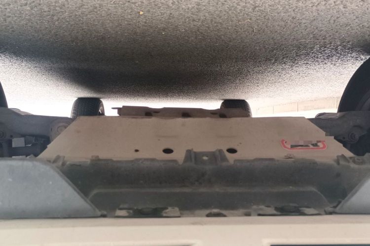Used Toyota Prado 2018 3.5L Automatic TX-L NAVI with Rear-Mounted Spare Tire Chassis Front