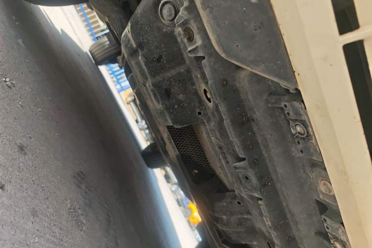 Used Toyota Prado 2018 3.5L Automatic TX-L NAVI with Rear-Mounted Spare Tire Chassis Front