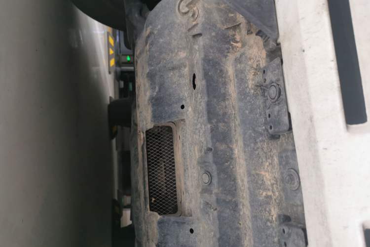 Used Toyota Prado 2018 3.5L Automatic TX-L with Rear-Mounted Spare Tire Chassis Front