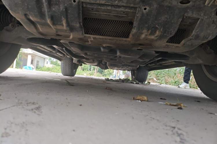 Used Toyota Prado 2018 3.5L Automatic TX-L NAVI with Rear-Mounted Spare Tire Chassis Front