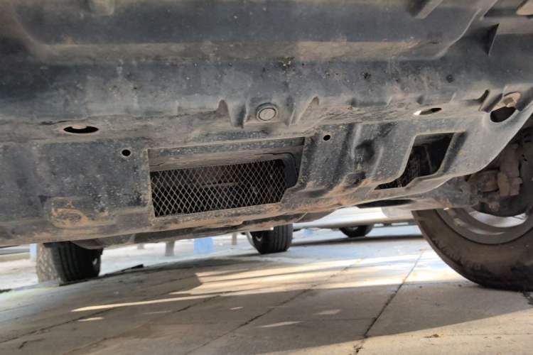Used Toyota Prado 2018 3.5L Automatic TX-L with Rear-Mounted Spare Tire Chassis Front