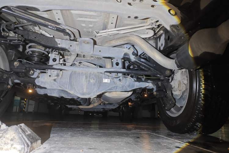 Used Toyota Prado 2018 3.5L Automatic TX-L with Rear-Mounted Spare Tire Chassis Rear