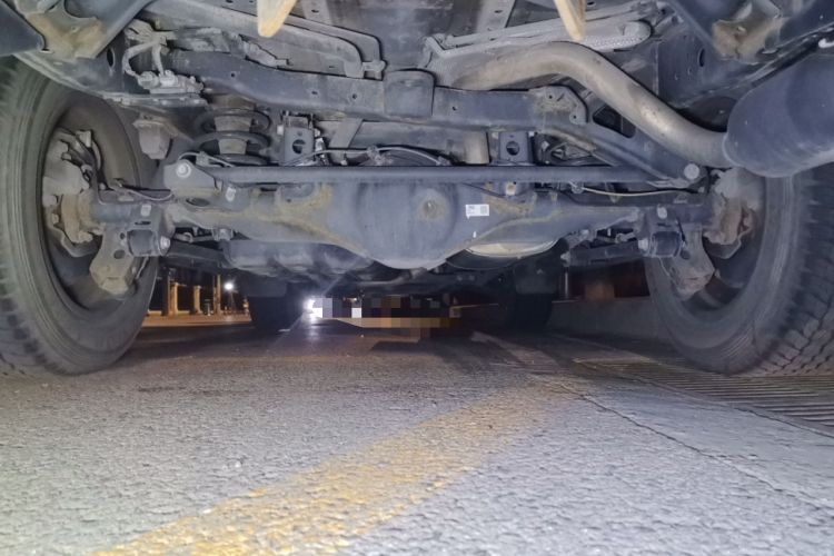 Used Toyota Prado 2018 3.5L Automatic TX-L with Rear-Mounted Spare Tire Chassis Rear