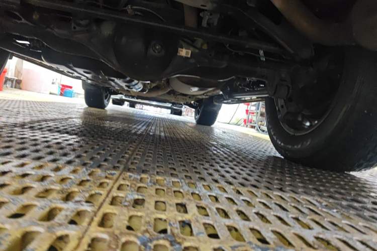 Used Toyota Prado 2018 3.5L Automatic TX-L with Rear-Mounted Spare Tire Chassis Rear