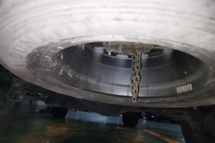Used Toyota Prado 2018 3.5L Automatic TX-L with Rear-Mounted Spare Tire Chassis Rear