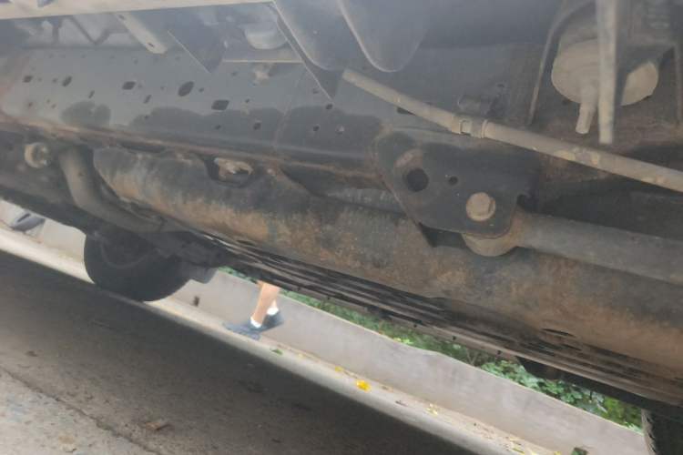Used Toyota Prado 2018 3.5L Automatic TX-L with Rear-Mounted Spare Tire Chassis Rear Left