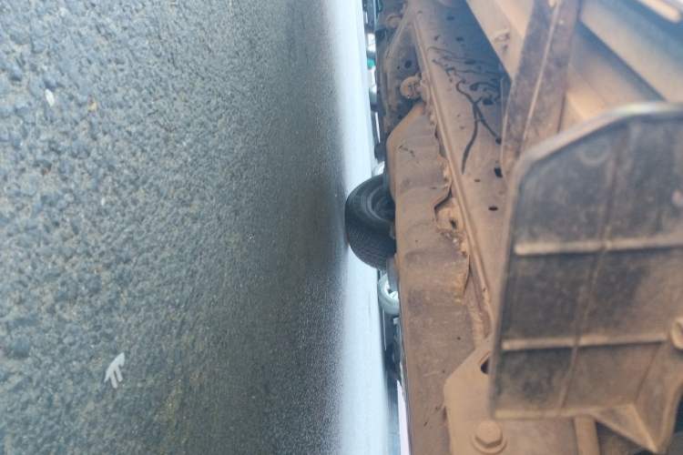 Used Toyota Prado 2018 3.5L Automatic TX-L Chassis Rear Left