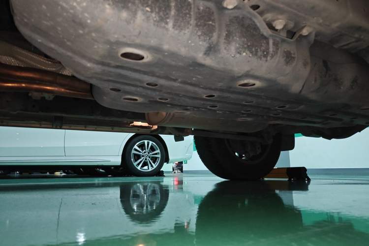 Used Toyota Prado 2018 3.5L Automatic TX-L NAVI with Rear-Mounted Spare Tire Chassis Rear Left