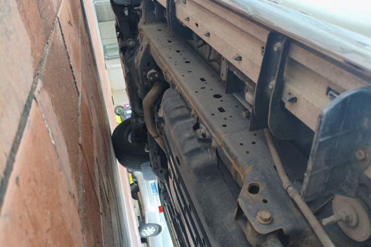Used Toyota Prado 2018 3.5L Automatic TX-L with Rear-Mounted Spare Tire Chassis Rear Left