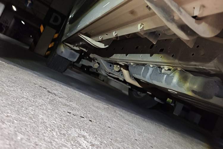 Used Toyota Prado 2018 3.5L Automatic TX-L Chassis Rear Left