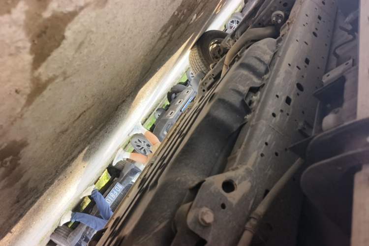 Used Toyota Prado 2018 3.5L Automatic TX-L with Rear-Mounted Spare Tire Chassis Rear Left