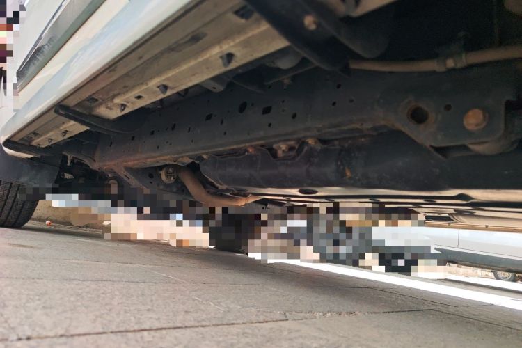 Used Toyota Prado 2018 3.5L Automatic TX-L with Rear-Mounted Spare Tire Chassis Rear Left
