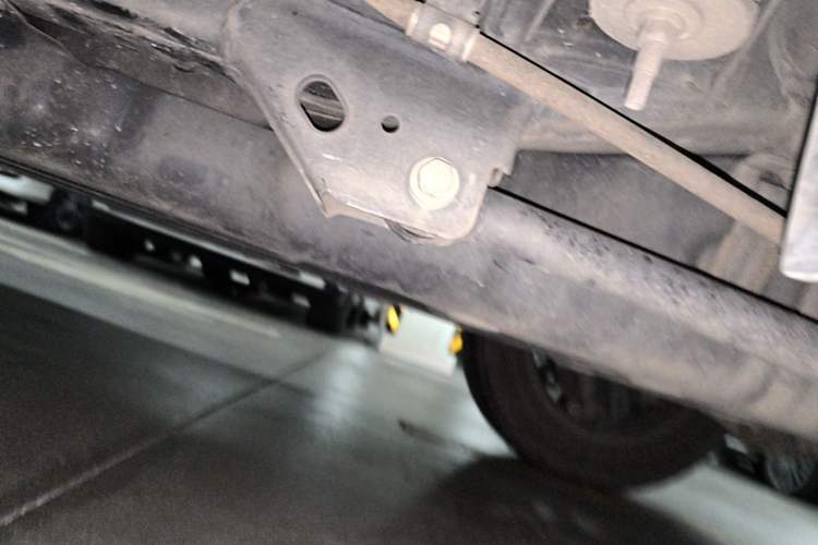 Used Toyota Prado 2018 3.5L Automatic TX-L Chassis Rear Left