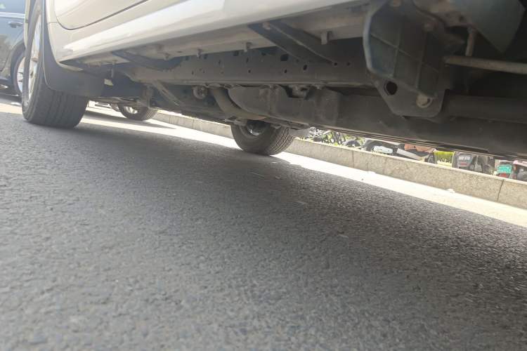 Used Toyota Prado 2018 3.5L Automatic TX-L with Rear-Mounted Spare Tire Chassis Rear Left