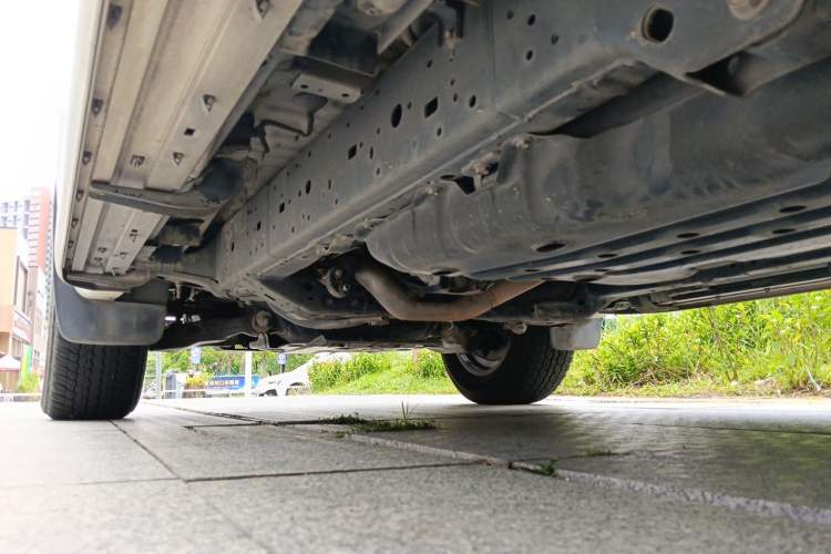 Used Toyota Prado 2018 3.5L Automatic TX-L with Rear-Mounted Spare Tire Chassis Rear Left