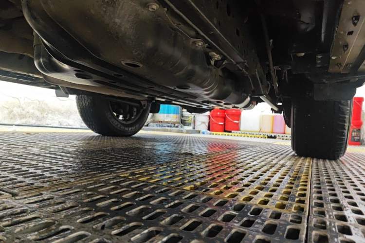 Used Toyota Prado 2018 3.5L Automatic TX-L with Rear-Mounted Spare Tire Chassis Rear Left