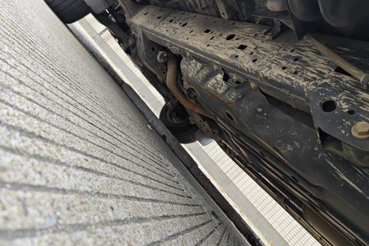Used Toyota Prado 2018 3.5L Automatic TX-L with Rear-Mounted Spare Tire Chassis Rear Left