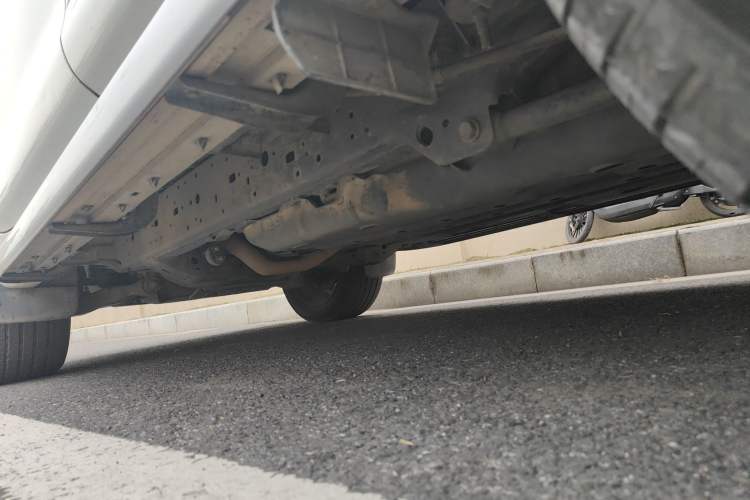 Used Toyota Prado 2018 3.5L Automatic TX-L with Rear-Mounted Spare Tire Chassis Rear Left