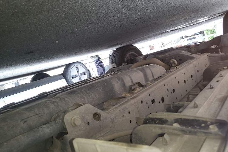 Used Toyota Prado 2018 3.5L Automatic TX-L with Rear-Mounted Spare Tire Chassis Rear Left