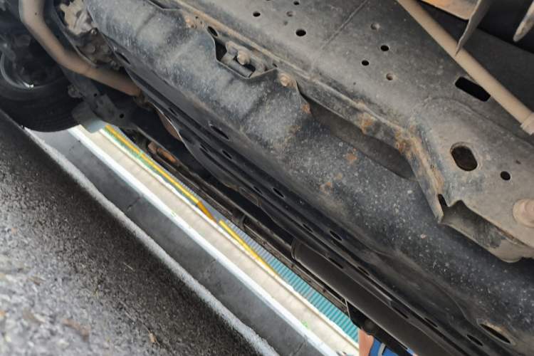 Used Toyota Prado 2018 3.5L Automatic TX-L with Rear-Mounted Spare Tire Chassis Rear Left