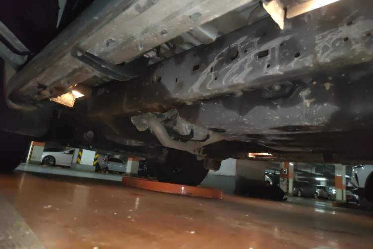 Used Toyota Prado 2018 3.5L Automatic TX-L with Rear-Mounted Spare Tire Chassis Rear Left