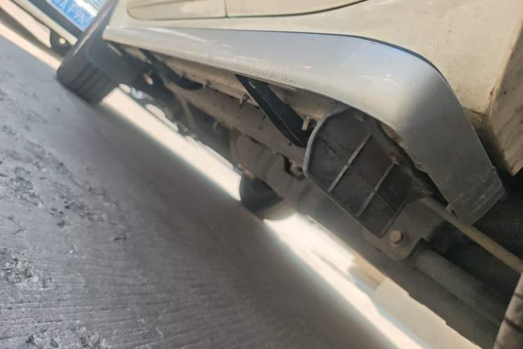 Used Toyota Prado 2018 3.5L Automatic TX-L NAVI with Rear-Mounted Spare Tire Chassis Rear Left