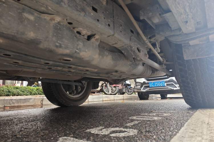Used Toyota Prado 2018 3.5L Automatic TX-L with Rear-Mounted Spare Tire Chassis Rear Left
