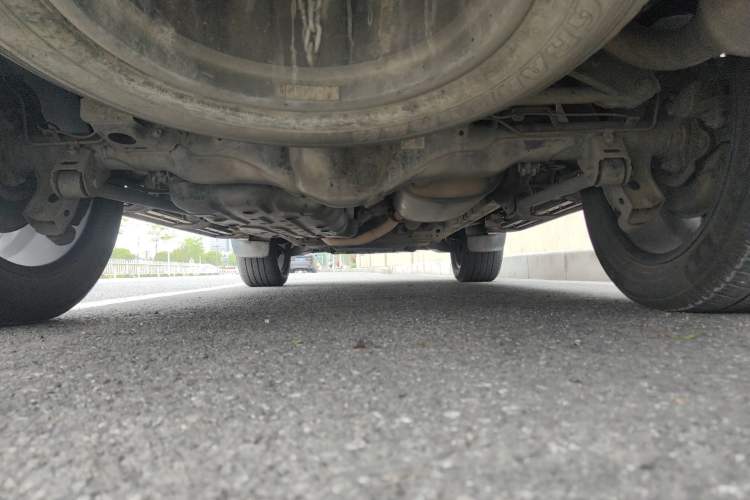 Used Toyota Prado 2018 3.5L Automatic TX-L with Rear-Mounted Spare Tire Chassis Rear