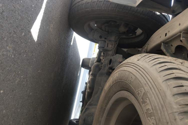 Used Toyota Prado 2018 3.5L Automatic TX-L with Rear-Mounted Spare Tire Chassis Rear