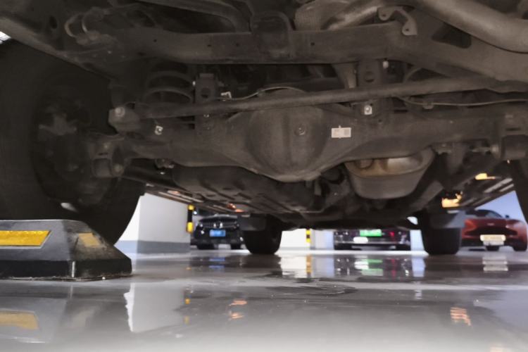 Used Toyota Prado 2018 3.5L Automatic TX-L with Rear-Mounted Spare Tire Chassis Rear