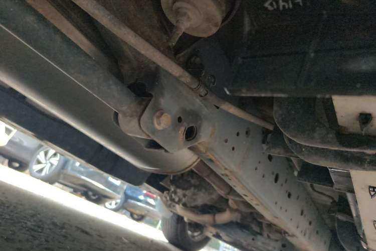 Used Toyota Prado 2018 3.5L Automatic TX-L with Rear-Mounted Spare Tire Chassis Rear Right