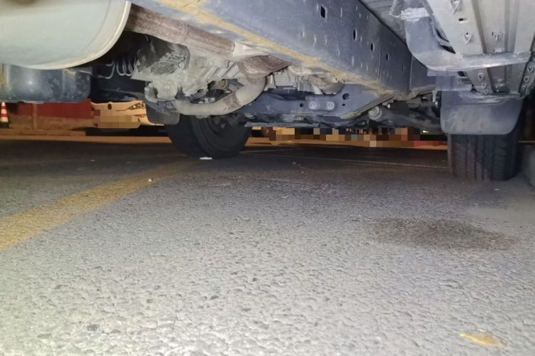 Used Toyota Prado 2018 3.5L Automatic TX-L with Rear-Mounted Spare Tire Chassis Rear Right
