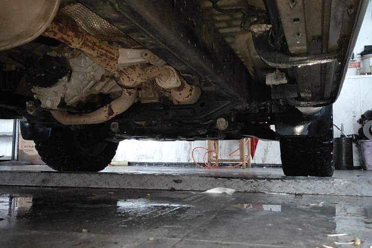 Used Toyota Prado 2018 3.5L Automatic TX-L with Rear-Mounted Spare Tire Chassis Rear Right