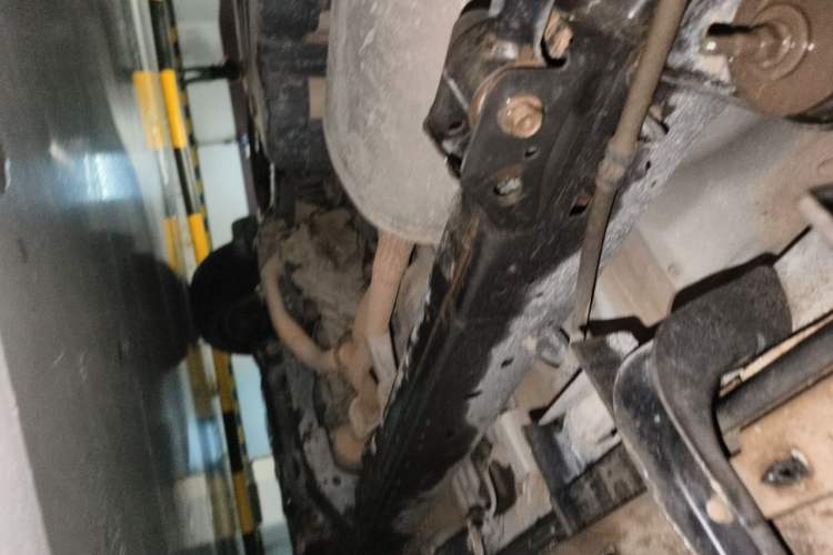 Used Toyota Prado 2018 3.5L Automatic TX-L NAVI with Rear-Mounted Spare Tire Chassis Rear Right