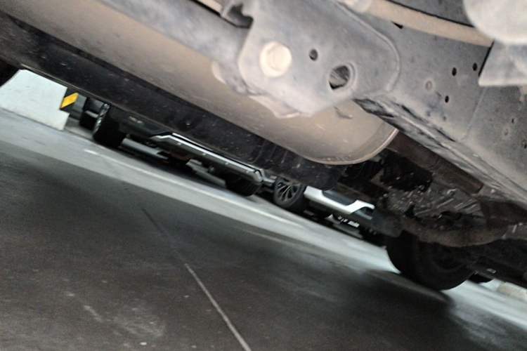 Used Toyota Prado 2018 3.5L Automatic TX-L Chassis Rear Right