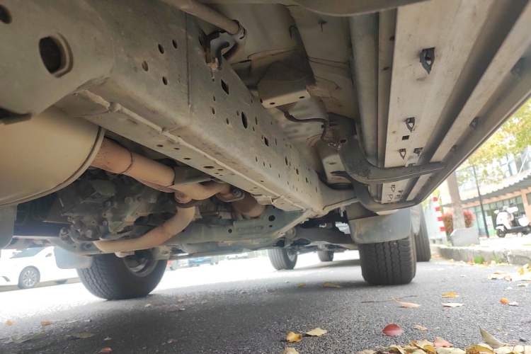 Used Toyota Prado 2018 3.5L Automatic TX-L with Rear-Mounted Spare Tire Chassis Rear Right