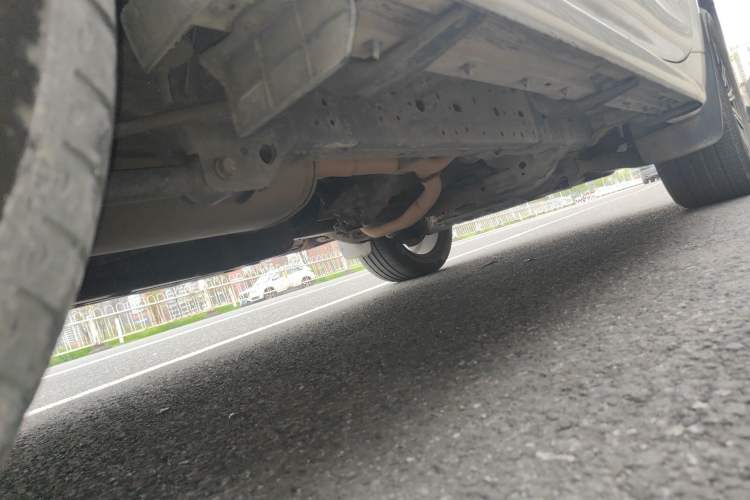 Used Toyota Prado 2018 3.5L Automatic TX-L with Rear-Mounted Spare Tire Chassis Rear Right