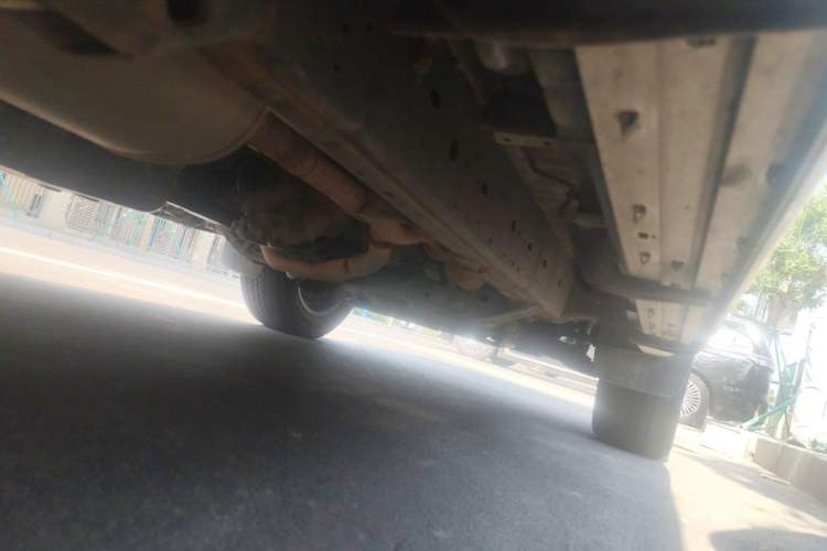 Used Toyota Prado 2018 3.5L Automatic TX-L with Rear-Mounted Spare Tire Chassis Rear Right
