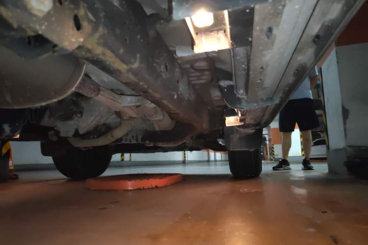 Used Toyota Prado 2018 3.5L Automatic TX-L with Rear-Mounted Spare Tire Chassis Rear Right