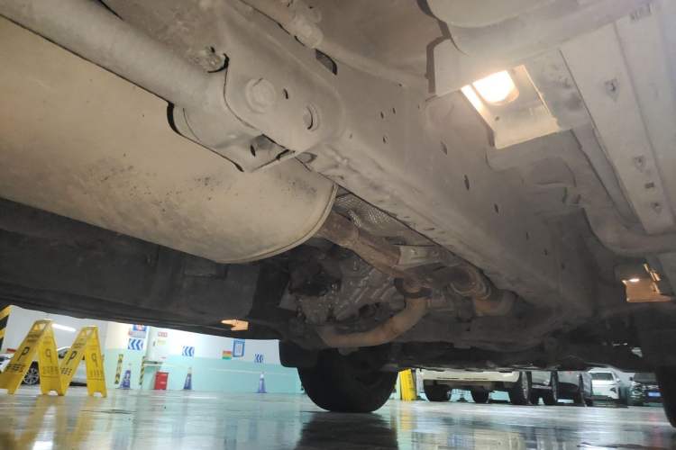 Used Toyota Prado 2018 3.5L Automatic TX-L NAVI with Rear-Mounted Spare Tire Chassis Rear Right