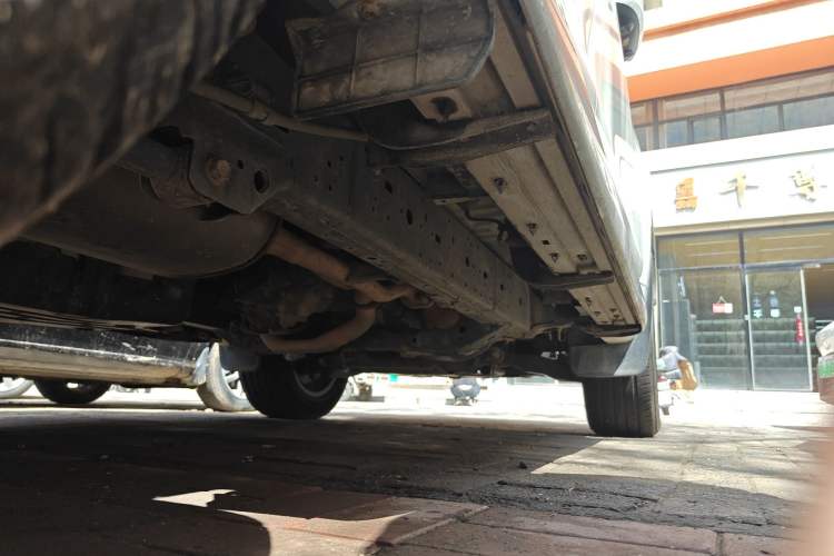 Used Toyota Prado 2018 3.5L Automatic TX-L with Rear-Mounted Spare Tire Chassis Rear Right