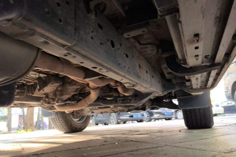 Used Toyota Prado 2018 3.5L Automatic TX-L with Rear-Mounted Spare Tire Chassis Rear Right