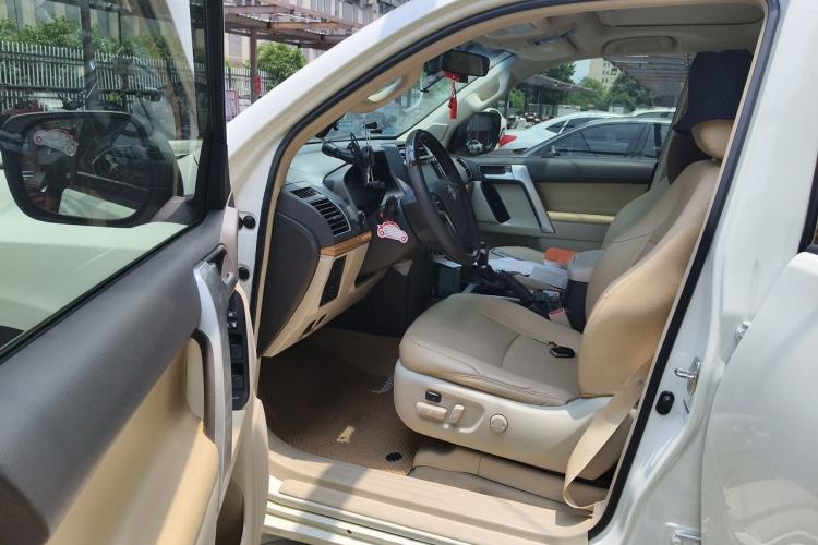 Used Toyota Prado 2018 3.5L Automatic TX Driver Seat