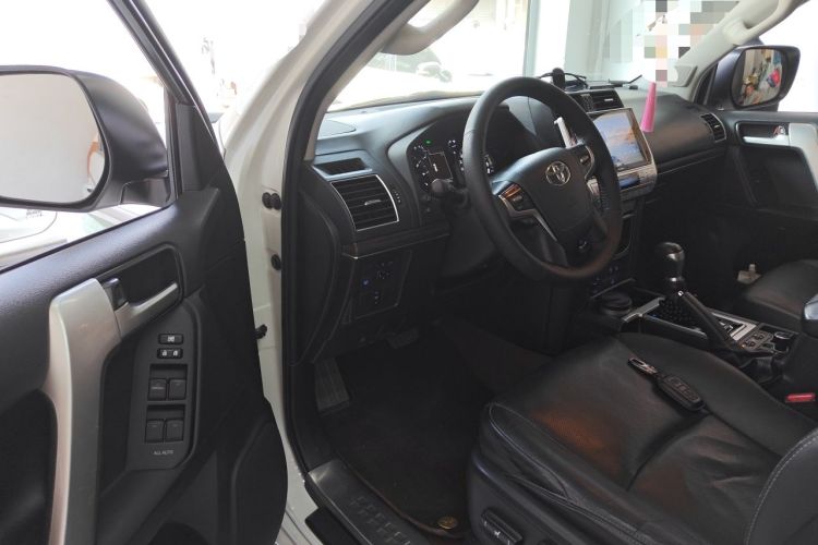 Used Toyota Prado 2018 3.5L Automatic TX-L with Rear-Mounted Spare Tire Driver Seat