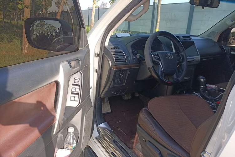 Used Toyota Prado 2018 3.5L Automatic TX Driver Seat