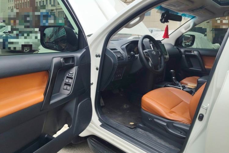 Used Toyota Prado  Driver Seat