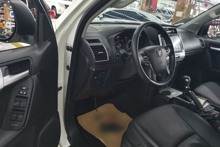 Used Toyota Prado 2018 3.5L Automatic TX-L with Rear-Mounted Spare Tire Driver Seat
