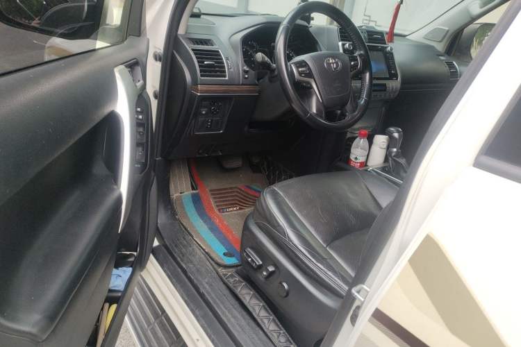 Used Toyota Prado 2018 3.5L Automatic TX-L NAVI with Rear-Mounted Spare Tire Driver Seat