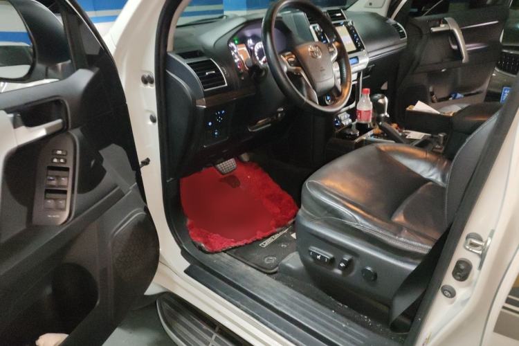 Used Toyota Prado 2018 3.5L Automatic TX-L with Rear-Mounted Spare Tire Driver Seat